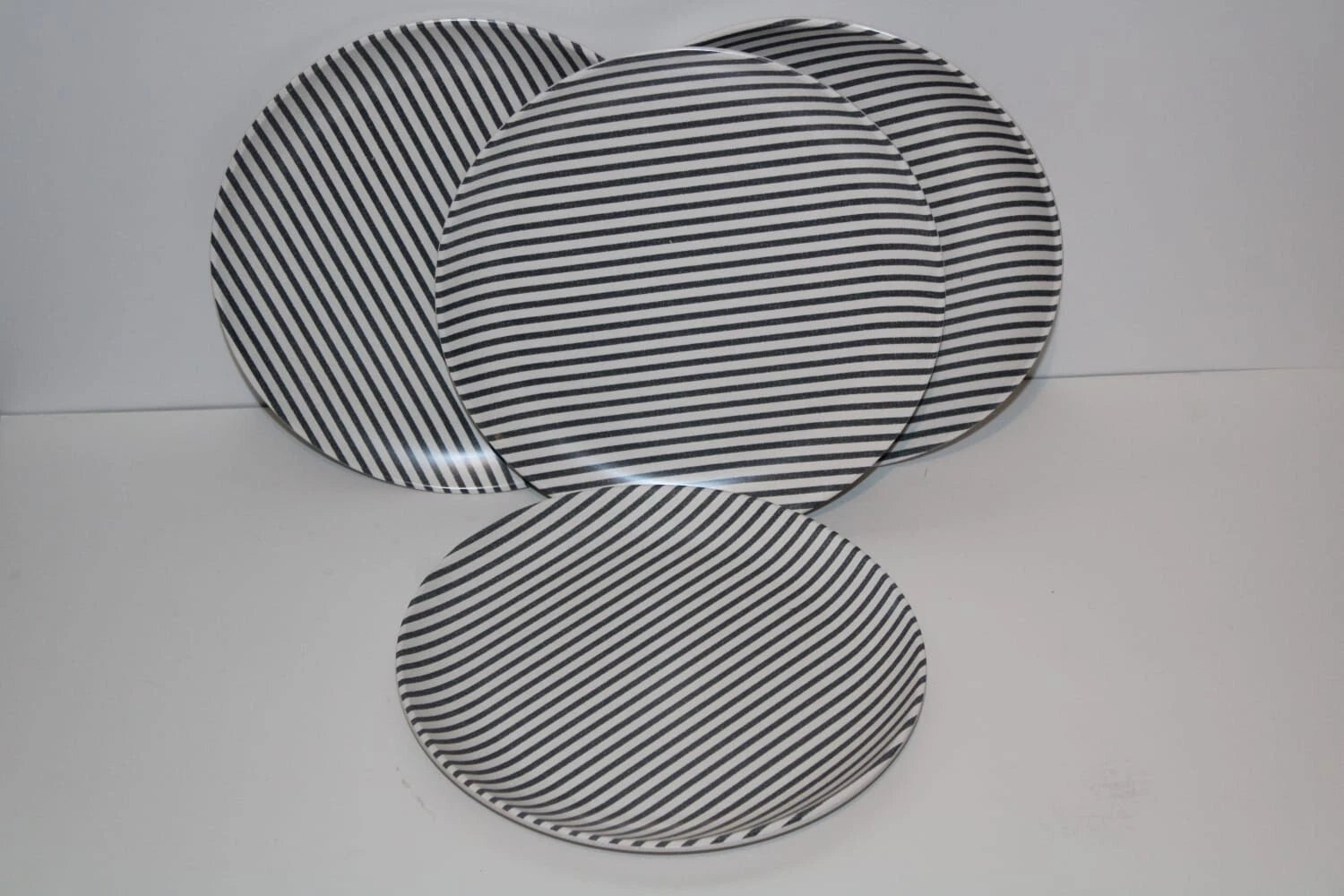 3-Piece Round Dinner Plates Set White & Black Stripe plate