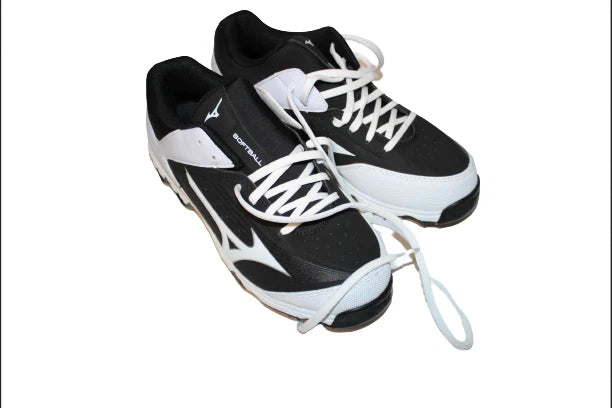 Finch Elite Baseball & Softball Cleats Spike Metal Fast Pitch Black/White Shoes
